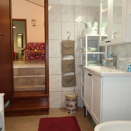 Milva - Lbn375 By Interhome * Krnica